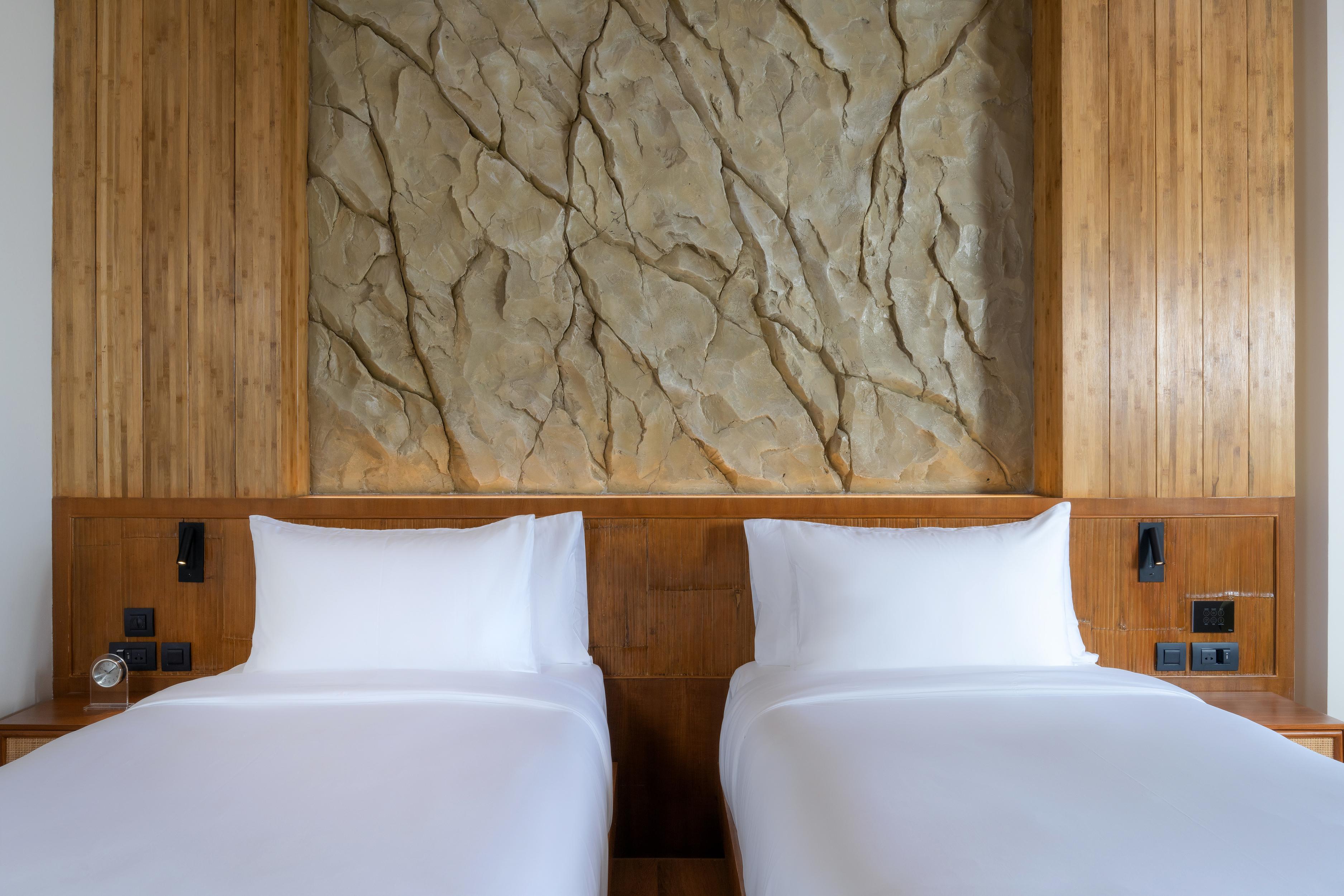 Sinae Phuket Hotell Eksteriør bilde