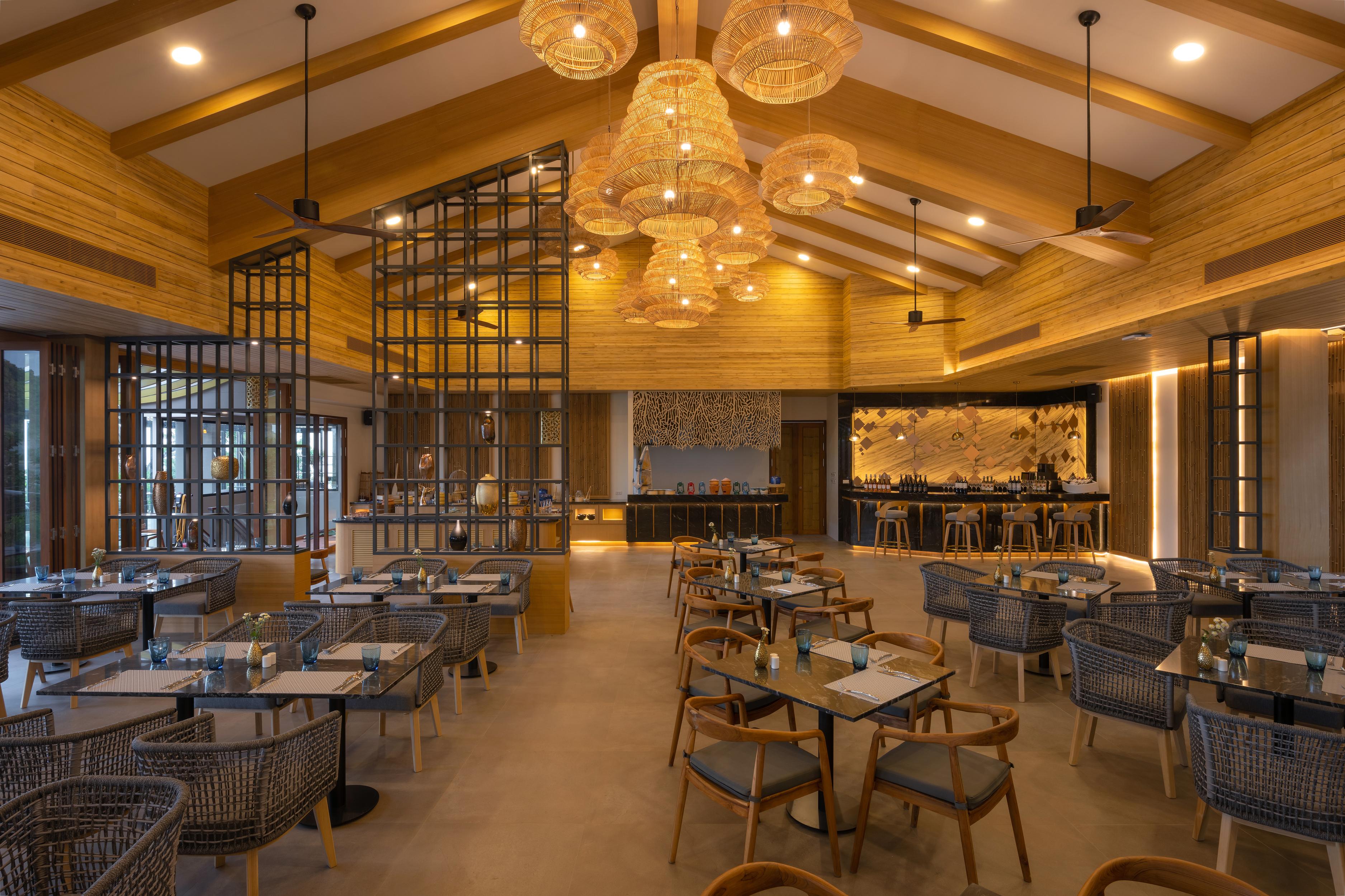 Sinae Phuket Hotell Eksteriør bilde