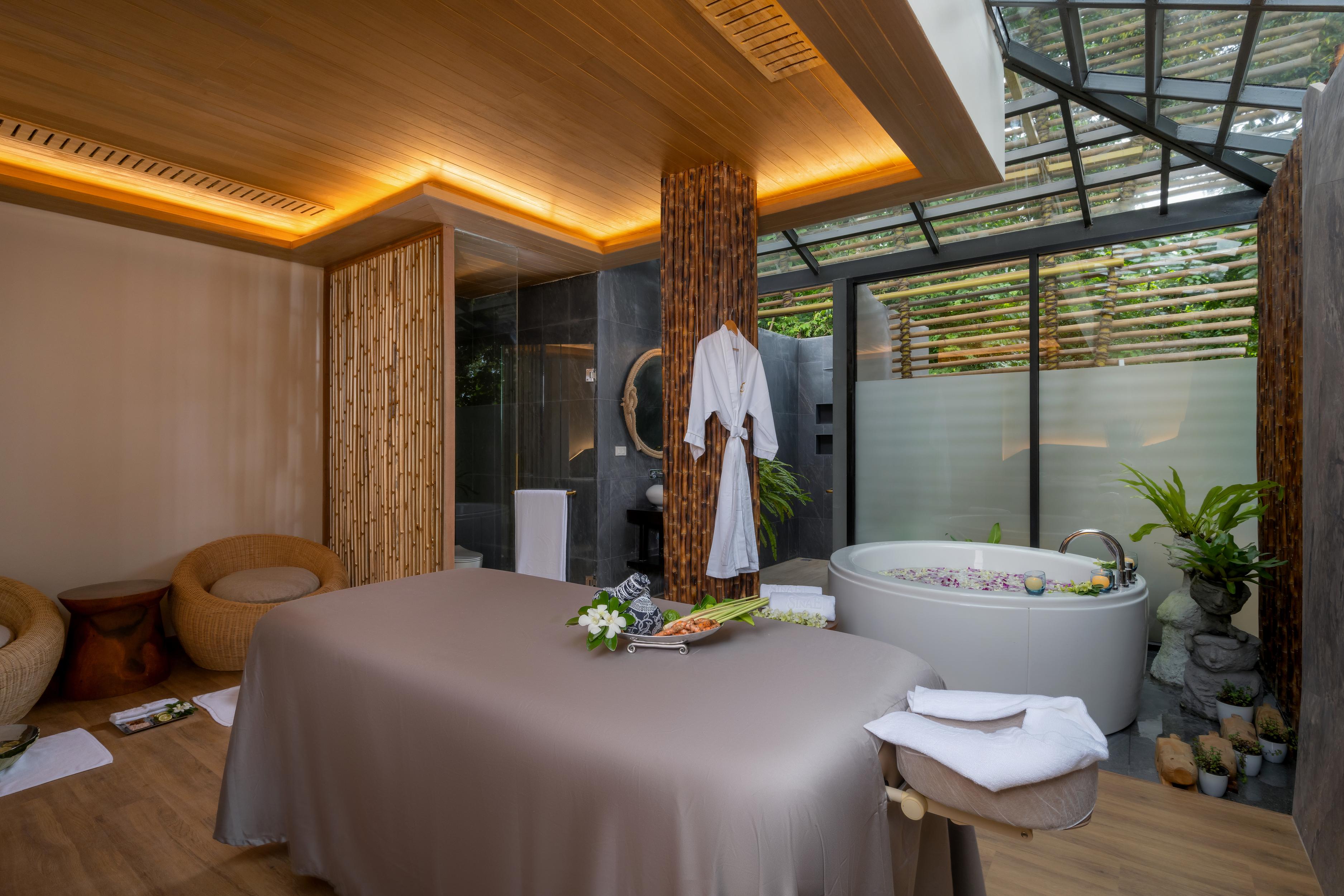 Sinae Phuket Hotell Eksteriør bilde